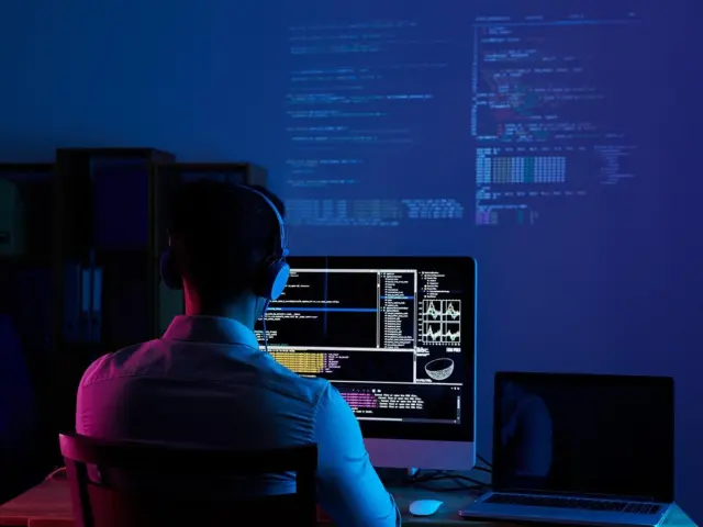 Developer Profile Headline Examples: Full List